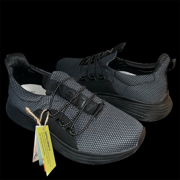 NWT ALIGN slip on sneakers from QVC women’s size 10 wide - Picture 2 of 13